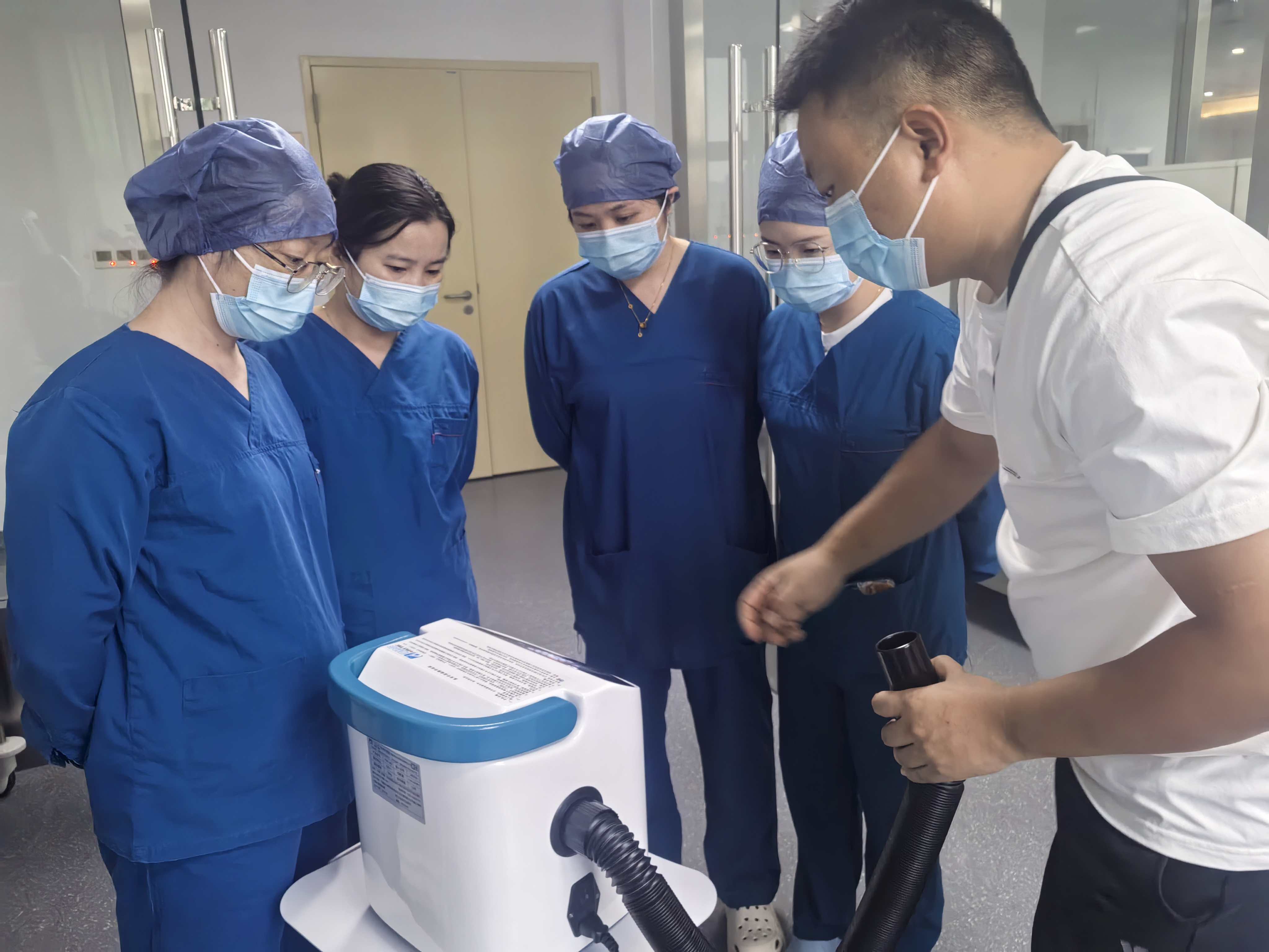中秋前的一台手术：术后他一直说冷，是"矫情"吗？